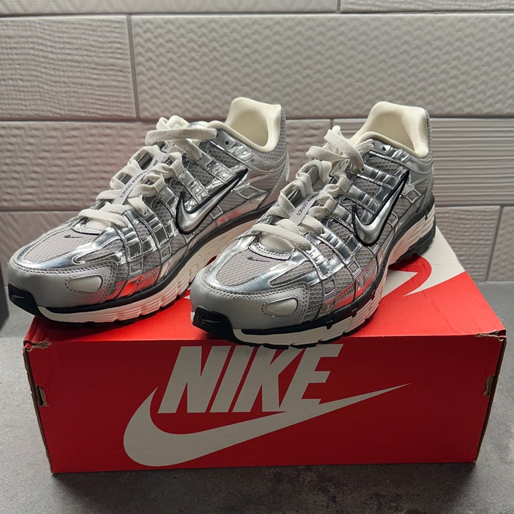 Nike P-6000 Metallic Silver BRAND NEW SZ 11.5 Men’s